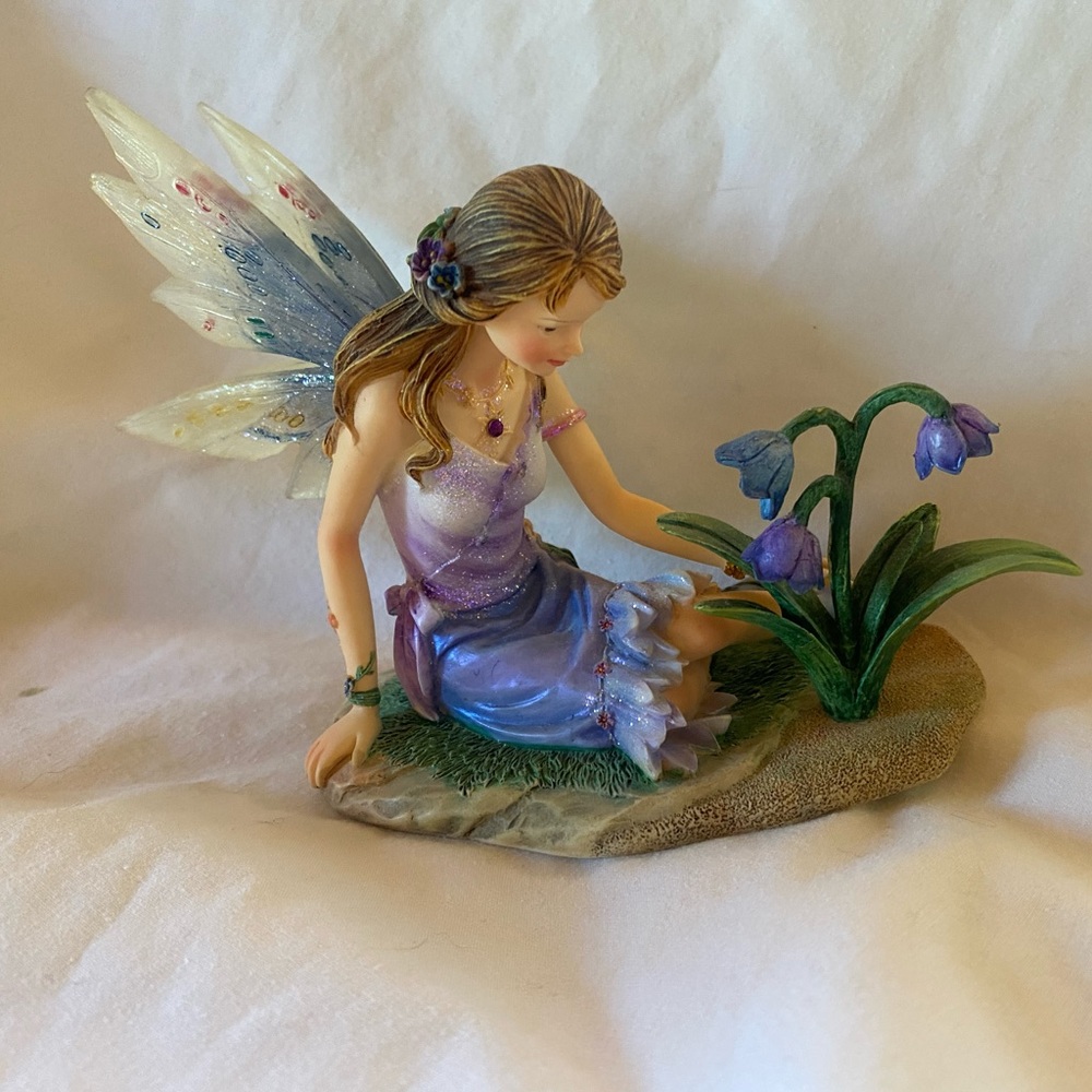 Faerie Glen: Violia figurine